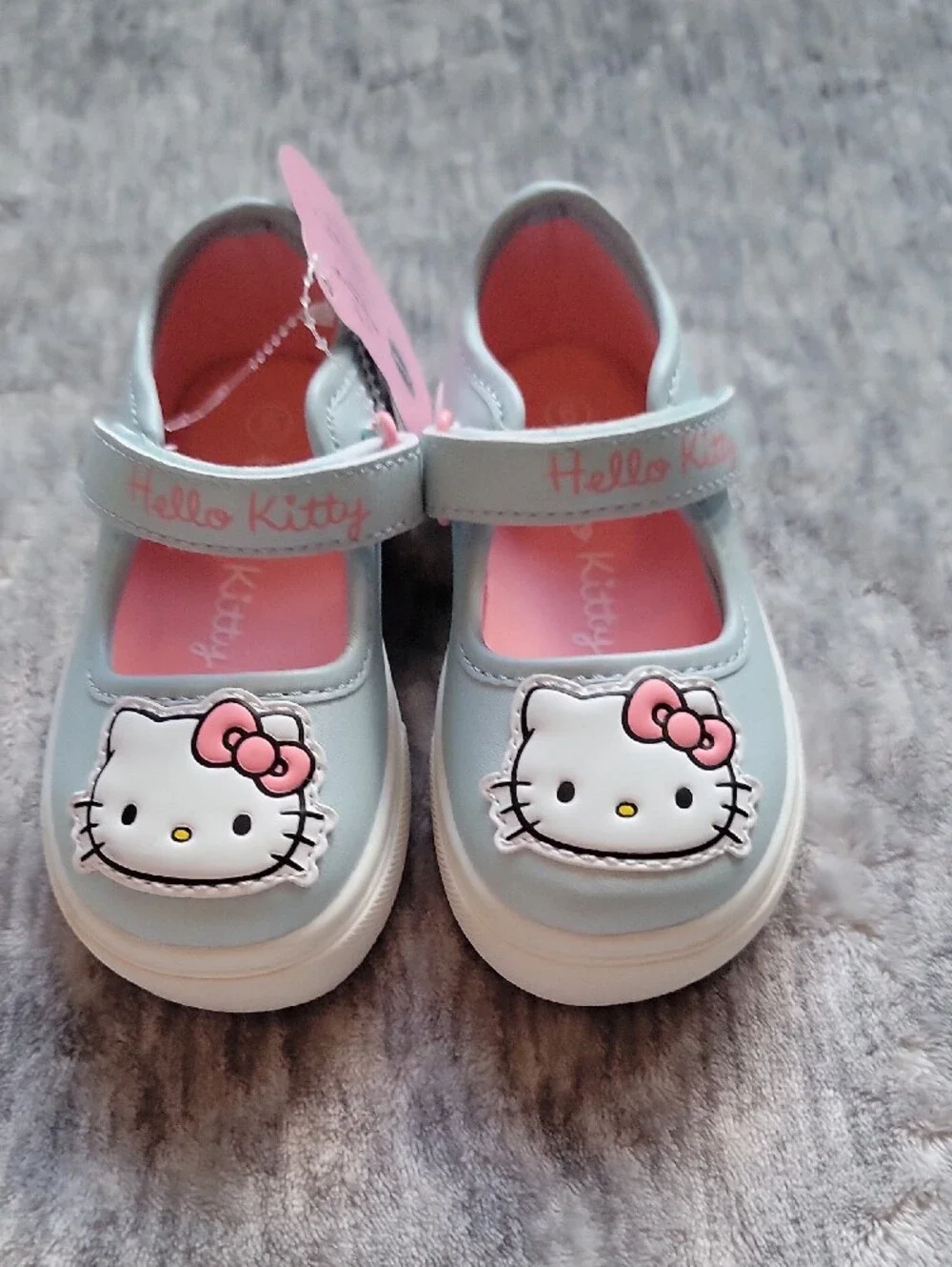 Toddler Hello Kitty Light Blue Mary Jane Shoes with Pink Accents Size 6